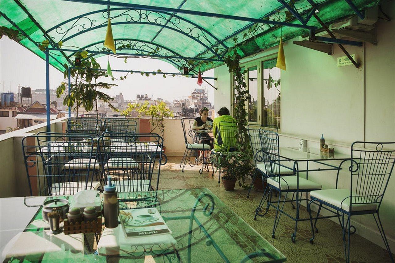 Backyard Hotel Catmandu Exterior foto