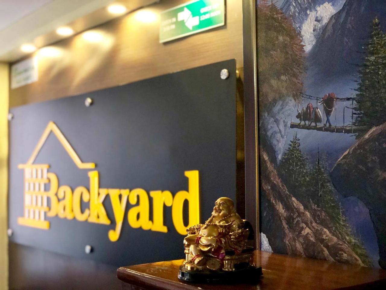 Backyard Hotel Catmandu Exterior foto