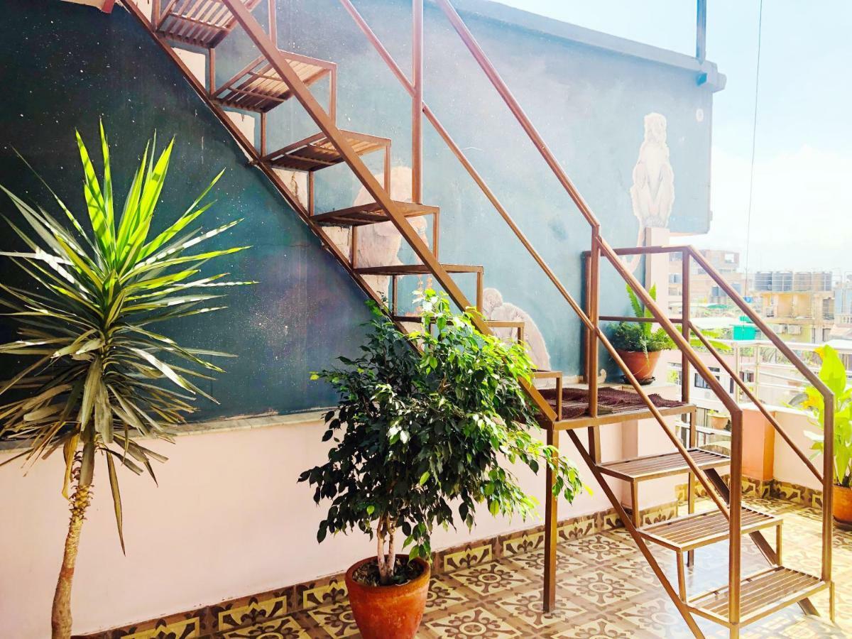 Backyard Hotel Catmandu Exterior foto